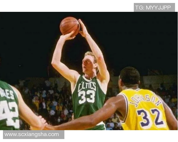 两年前仍是MVP! 31岁却开端走下坡路，薪资联盟第二，沦为二当家